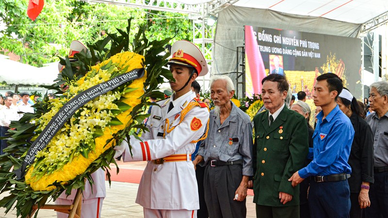 Toàn cảnh lễ viếng Tổng Bí thư Nguyễn Phú Trọng tại quê nhà Đông Anh 