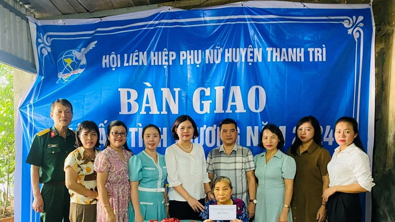  Hội LHPN huyện Thanh Trì: Bàn giao “Mái ấm tình thương”  cho hội viên phụ nữ có hoàn cảnh khó khăn 