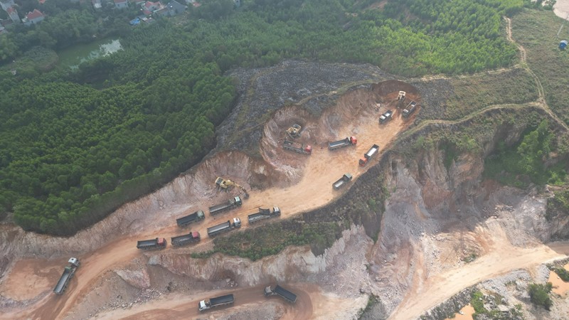 Công ty Trung Bắc làm sai giấy phép vẫn ngang nhiên khai thác rầm rộ