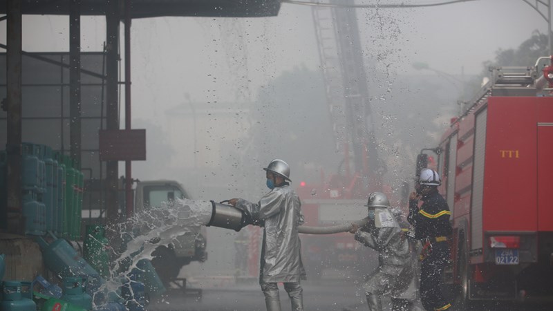 Diễn tập phương án chữa cháy và cứu nạn cứu hộ tại công ty Cổ phần dầu khí An Pha