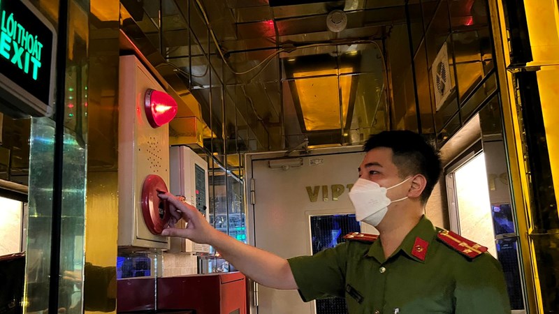 Hoàn Kiếm: 40 phòng hát karaoke vi phạm quy định về phòng cháy chữa cháy