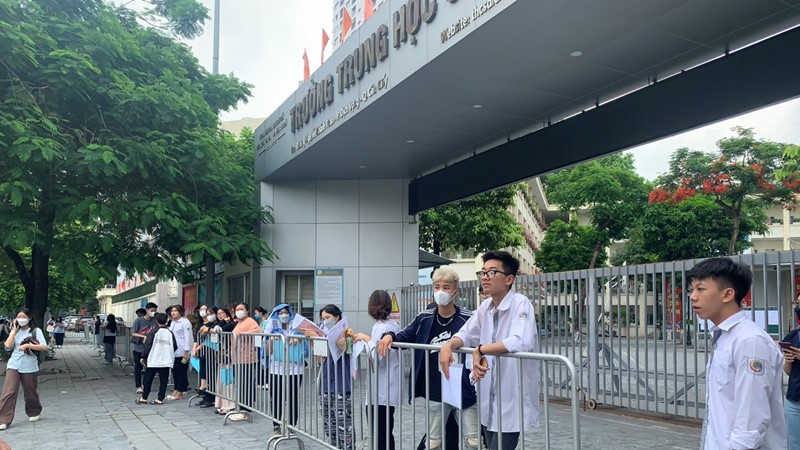 Hơn 1 triệu thí sinh làm thủ tục dự thi tốt nghiệp THPT năm 2023