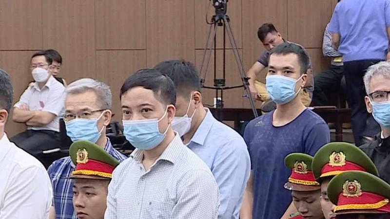 Xét xử vụ án “chuyến bay giải cứu”: Cựu Thư ký Thứ trưởng Bộ Y tế từng bị ám ảnh vì mức án tử hình 