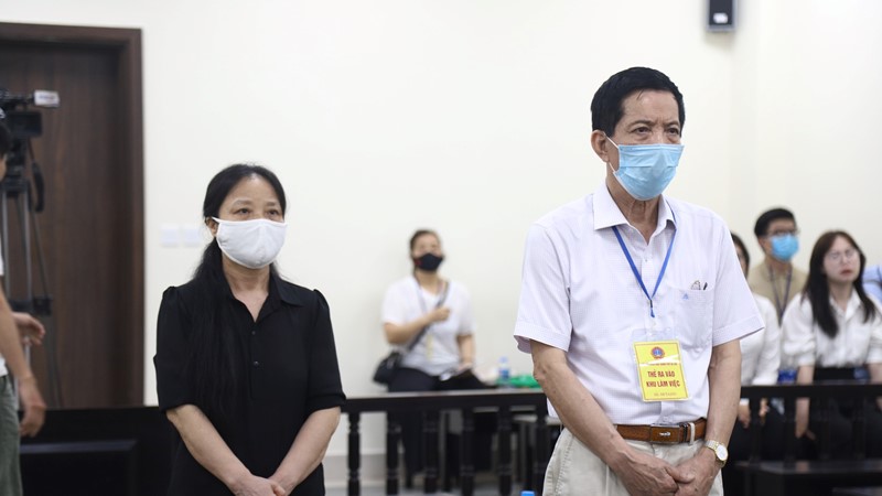 Làm lộ đề thi, hai giảng viên đại học lĩnh án