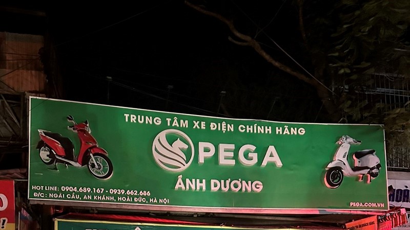 Hà Nội: Cháy cửa hàng xe máy, 3 người trong 1 gia đình tử vong