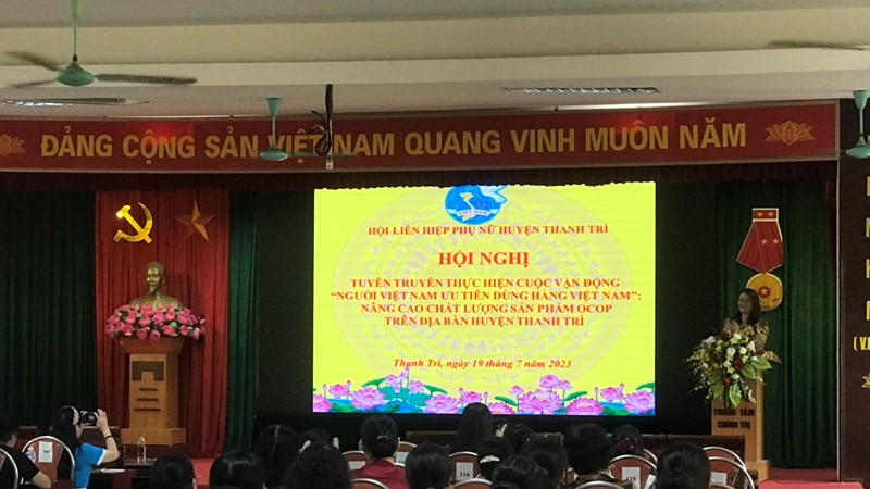 Hội LHPN huyện Thanh Trì: Tuyên truyền Cuộc vận động “Người Việt Nam ưu tiên dùng hàng Việt Nam”