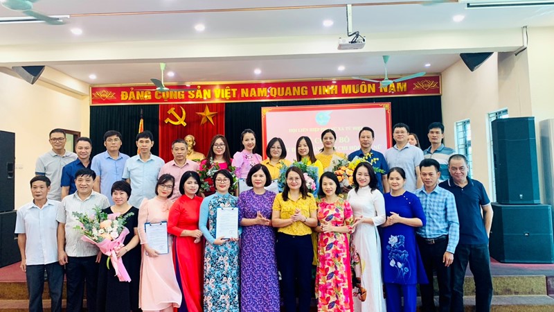 Hội LHPN xã Tứ Hiệp, huyện Thanh Trì: Ra mắt chi hội phụ nữ đặc thù khu chung cư cao tầng