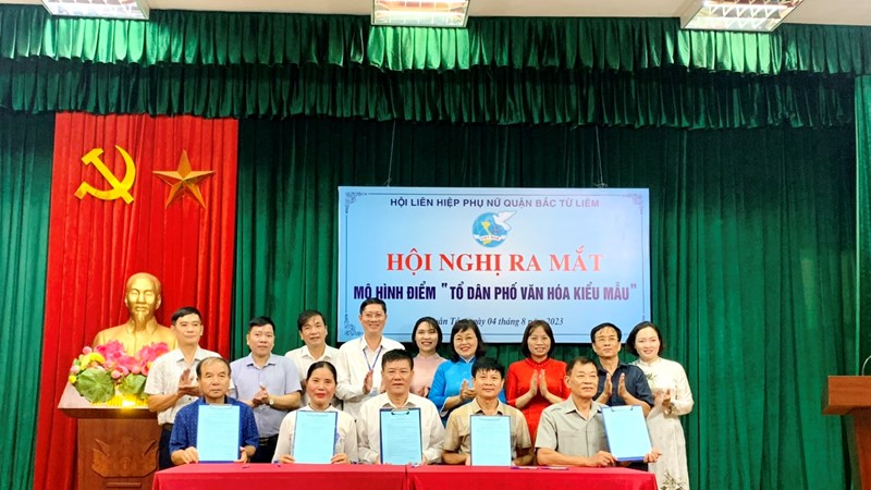Hội LHPN quận Bắc Từ Liêm: Ra mắt mô hình “tổ dân phố văn hóa kiểu mẫu” tại phường Xuân Tảo