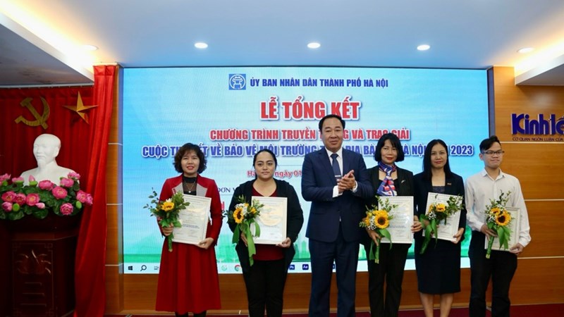 Báo Phụ nữ Thủ đô đạt giải trong “Cuộc thi viết về bảo vệ môi trường trên địa bàn TP Hà Nội năm 2023“