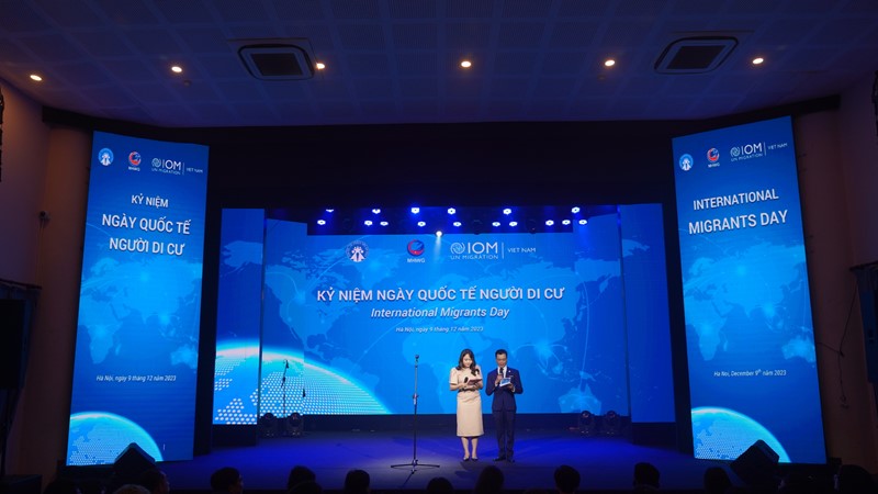 Chung tay chia sẻ, hỗ trợ và bảo vệ người di cư