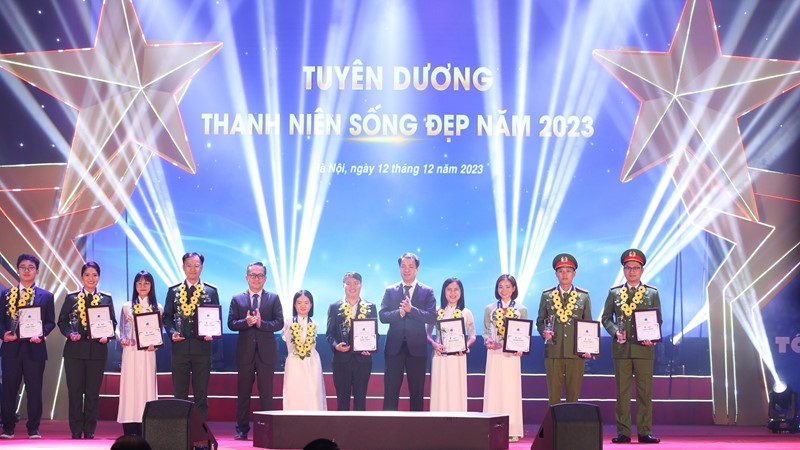 Tôn vinh 20 tấm gương “Thanh niên sống đẹp” năm 2023