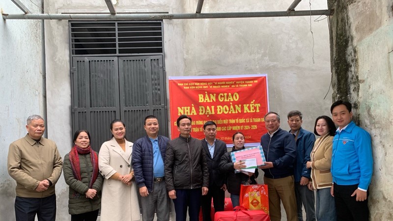 Huyện Thanh Trì: Bàn giao nhà Đại đoàn kết cho hộ cận nghèo nhân dịp Tết Nguyên đán năm 2024