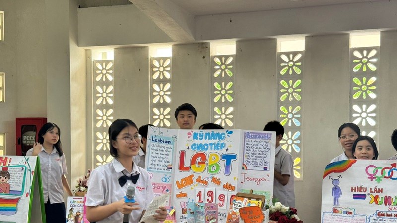  Quảng Bình: 350 học sinh, giáo viên và cha, mẹ tham gia Camp truyền thông CLB Teenyeeu 24h về giới và pháp luật