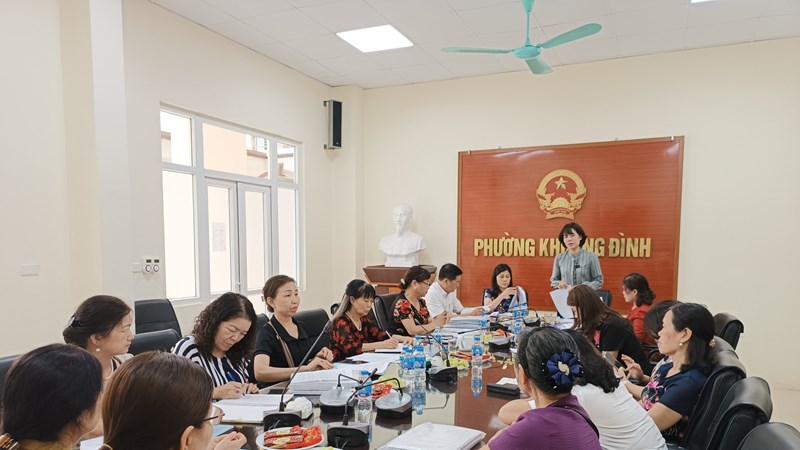 Hội LHPN quận Thanh Xuân kiểm tra thực hiện Điều lệ Hội và công tác vay vốn đợt I năm 2024