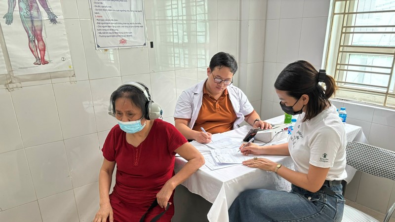 Tăng cường chăm sóc sức khoẻ người cao tuổi, nâng cao chất lượng dân số