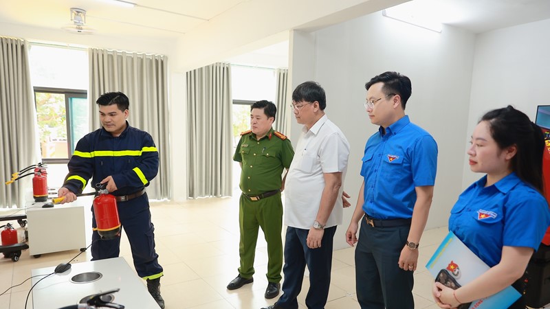 Quận Thanh Xuân: Gần 500 đoàn viên, thanh thiếu niên được tuyên truyền kiến thức, kỹ năng phòng cháy chữa cháy 
