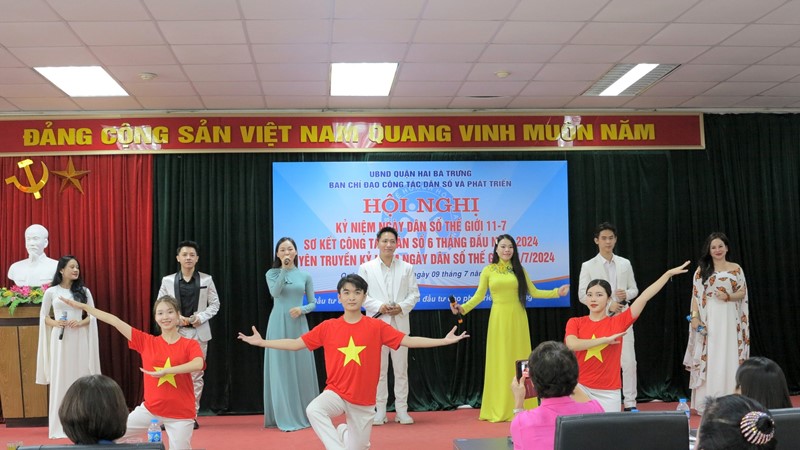 Quận Hai Bà Trưng (Hà Nội) kỷ niệm Ngày dân số thế giới 11/7
