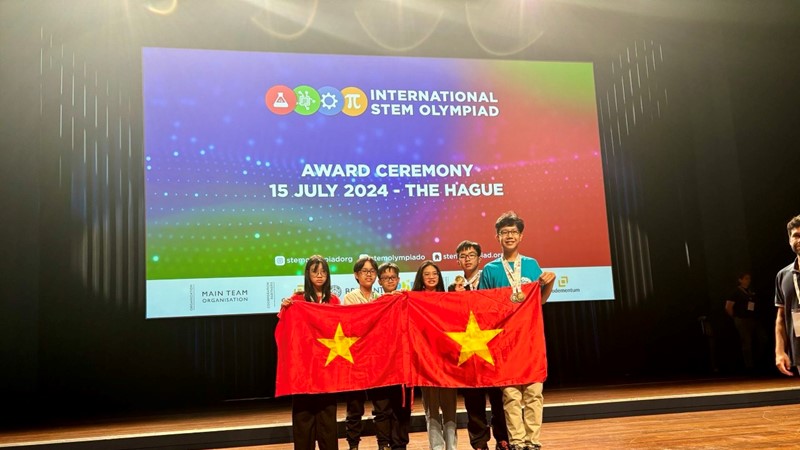 Học sinh Hà Nội đạt huy chương Vàng tại đấu trường toán học quốc tế