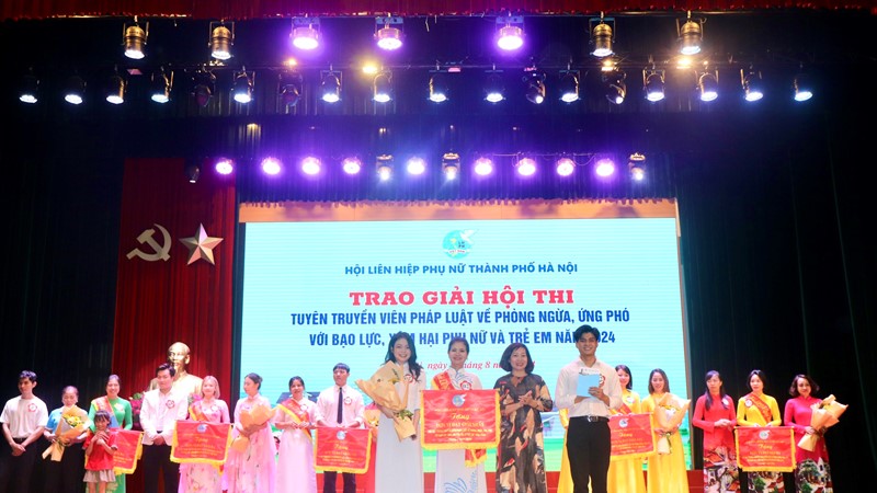 Sân khấu hoá truyền thông pháp luật về phòng ngừa, ứng phó với bạo lực, xâm hại phụ nữ và trẻ em