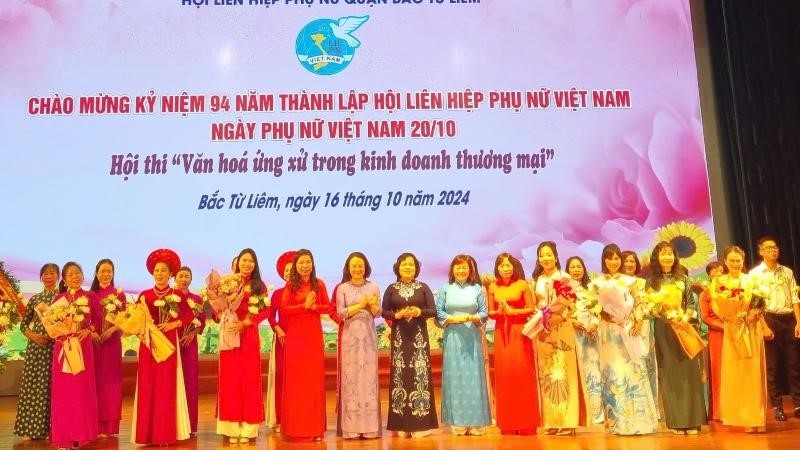 Hội LHPN quận Bắc Từ Liêm: Sôi nổi hội thi “văn hoá ứng xử trong kinh doanh thương mại”