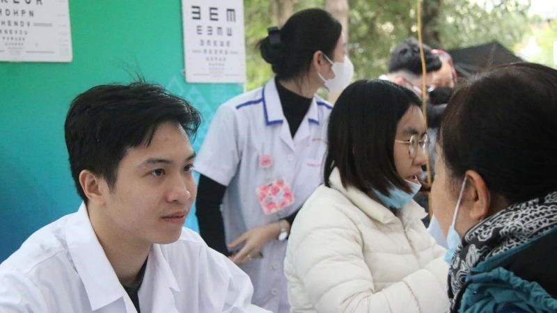 Hàng nghìn người dân Thủ đô được sàng lọc vi khuẩn H.Pylori dạ dày và các bệnh không lây nhiễm