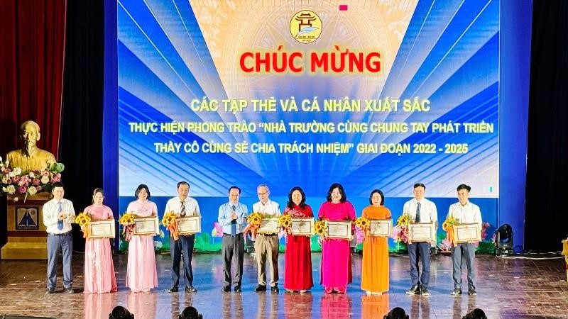 Hà Nội: Hiệu quả từ phong trào “Nhà trường cùng chung tay phát triển - Thầy cô cùng sẻ chia trách nhiệm“