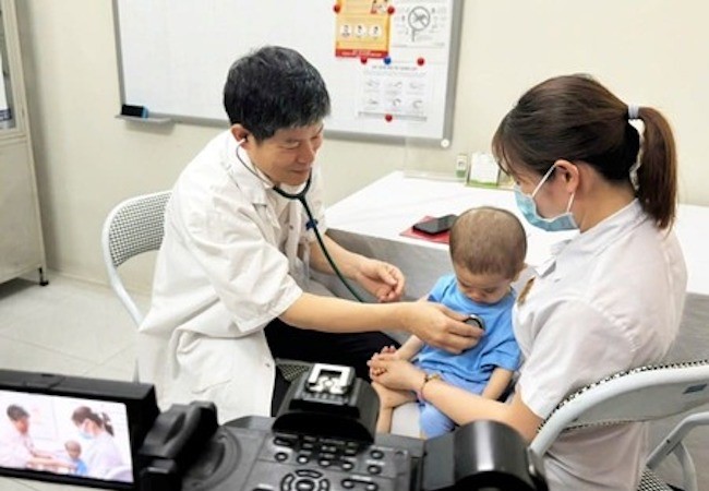 Hà Nội: Khám sàng lọc miễn phí bệnh tim bẩm sinh cho trẻ em 