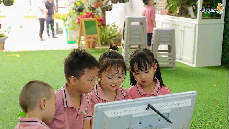 Trẻ mầm non hào hứng với “Ngày hội Tiếng Anh công nghệ”