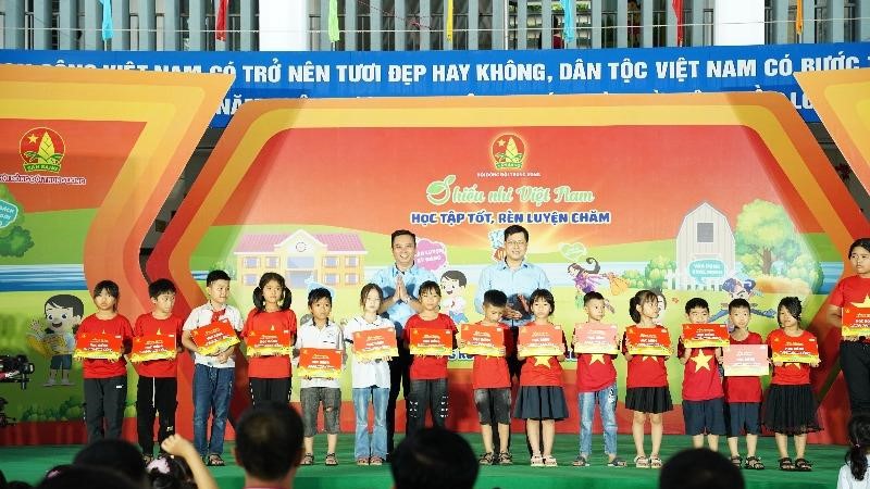 Hơn 1.300 thiếu nhi tham gia ngày hội “Thiếu nhi Việt Nam - Học tập tốt, rèn luyện chăm”