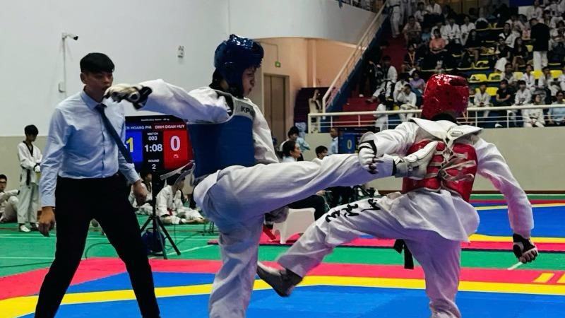 Hơn 1.000 võ sĩ tham dự Festival Taekwondo Hà Nội mở rộng – Cúp Thăng Long Lần thứ 1 năm 2025