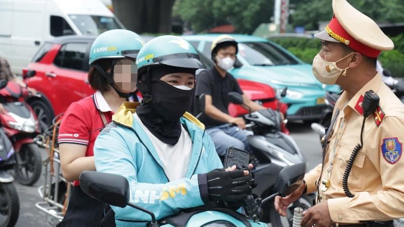 Thanh Xuân: Triển khai đồng bộ nhiều biện pháp, bảo đảm trật tự, an toàn giao thông