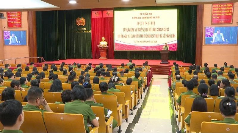 Hà Nội: Hơn 10.200 cán bộ công an cấp xã dự hội nghị tập huấn nghiệp vụ chính quyền hai cấp