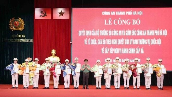 Công an thành phố Hà Nội công bố 126 Trưởng, Phó Công an phường, xã theo mô hình tổ chức mới