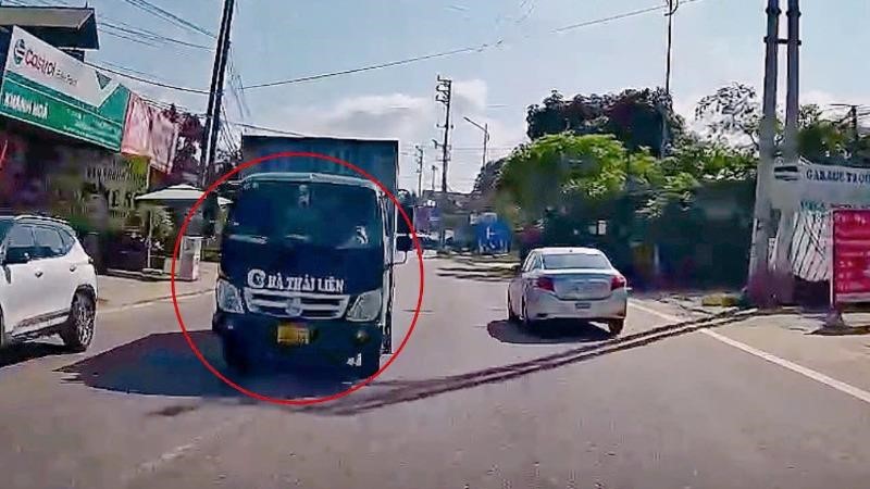 Hà Nội: Tiếp nhận phản ánh qua số điện thoại cá nhân, Trưởng phòng CSGT chỉ đạo xử lý “nóng”