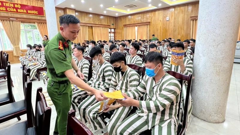 Công an Hà Nội công bố quyết định đặc xá đợt 2 năm 2025