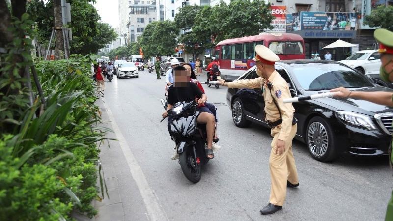 Hà Nội: tăng cường kiểm tra, xử lý học sinh vi phạm giao thông dịp đầu năm học 