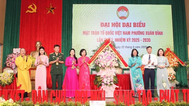 Đồng chí Nguyễn Thu Hương giữ chức Chủ tịch Uỷ ban MTTQ phường Xuân Đỉnh