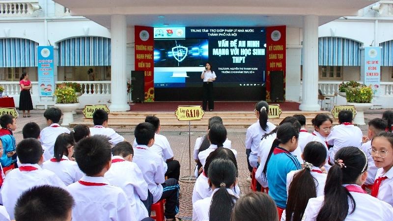 Gần 1.200 học sinh được tuyên truyền Luật An ninh mạng