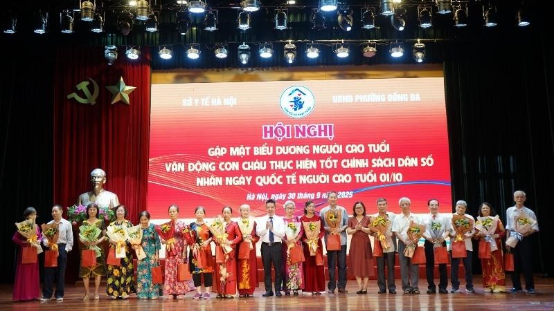 Hà Nội: Gặp mặt, biểu dương người cao tuổi nhân Ngày Quốc tế Người cao tuổi 1/10