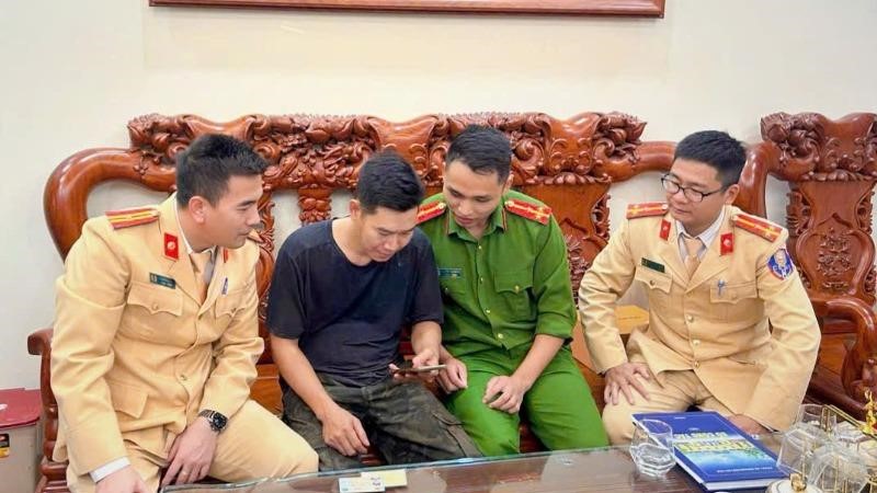 Hà Nội: Thu thập gần 14.000 hồ sơ dữ liệu đăng ký xe, giấy phép lái xe sau hơn một ngày triển khai cao điểm