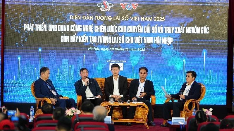  Kết nối chính sách - công nghệ - doanh nghiệp, thúc đẩy hợp tác trong chuyển đổi số