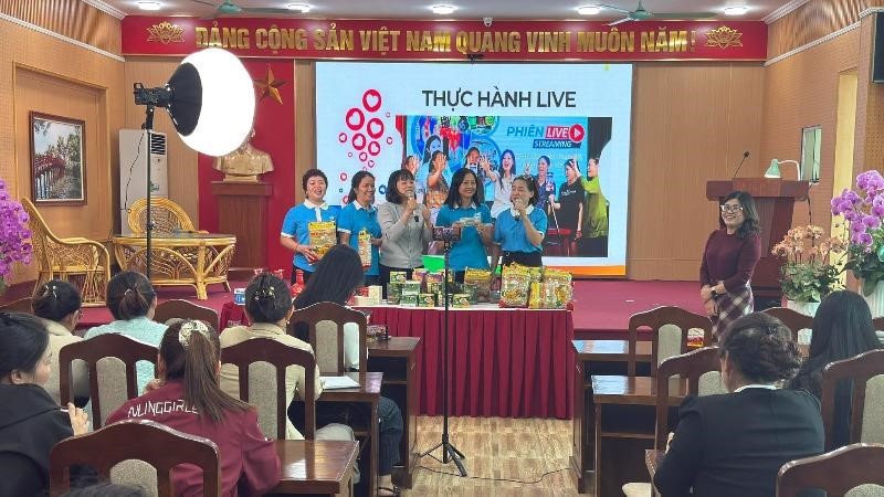 Hội LHPN Đại Thanh đẩy mạnh đào tạo kinh tế số cho nữ chủ doanh nghiệp