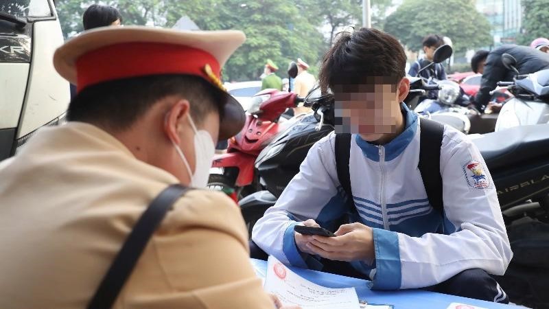 Hà Nội: Phát hiện, xử lý 1.679 học sinh vi phạm trật tự an toàn giao thông trong tháng 1/2026