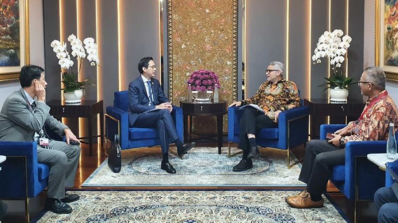 Thứ trưởng Ngoại giao Việt Nam làm việc với Thứ trưởng Ngoại giao Indonesia