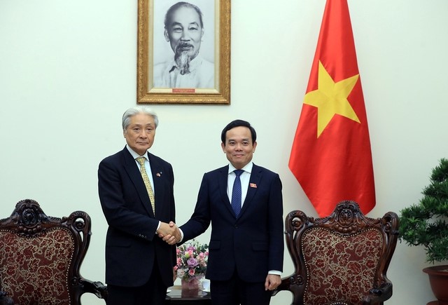 Phó Thủ tướng Trần Lưu Quang tiếp Thống đốc tỉnh Tochigi