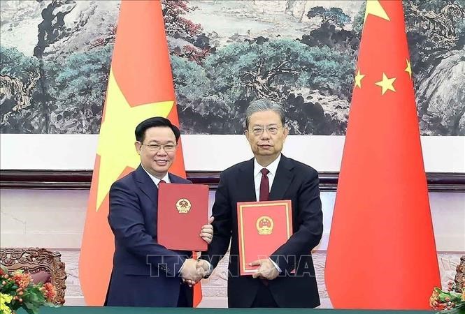 Làm sâu sắc quan hệ giữa Quốc hội Việt Nam và Nhân đại toàn quốc Trung Quốc