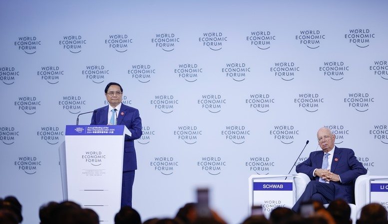 Việt Nam - ngọn hải đăng về phát triển kinh tế và đầu tàu tăng trưởng của khu vực