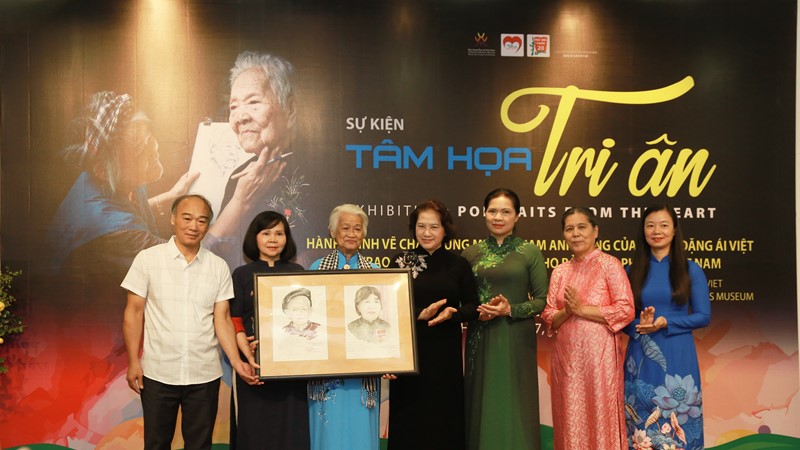 Họa sĩ Đặng Ái Việt: Tri ân Mẹ Việt Nam Anh hùng bằng cả trái tim