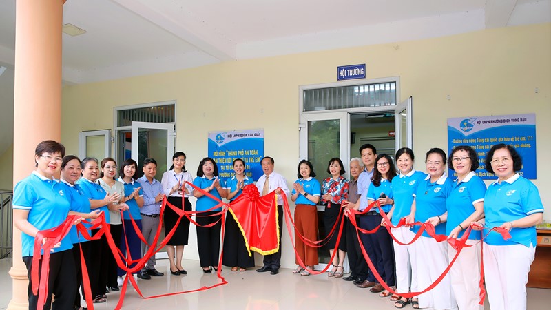 Ra mắt mô hình “Thành phố an toàn thân thiện với phụ nữ trẻ em” tại phường Dịch Vọng Hậu