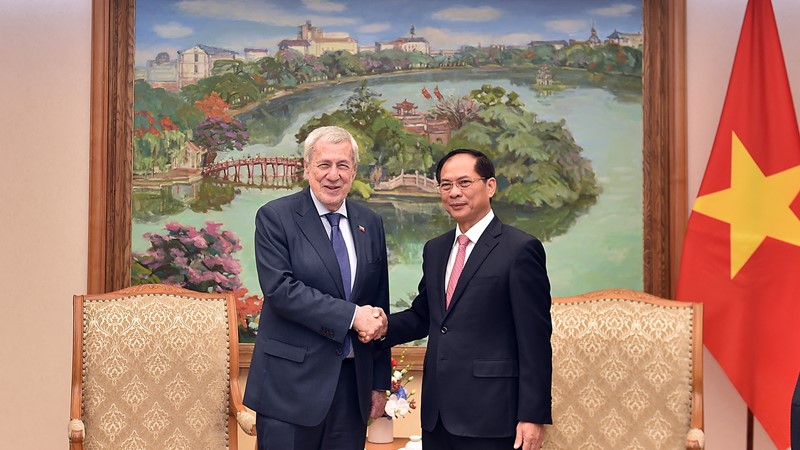 Nâng kim ngạch thương mại Việt Nam-Chile lên 3 tỷ USD trong thời gian sớm nhất